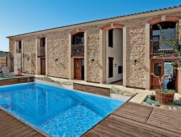 Creta Seafront Suites