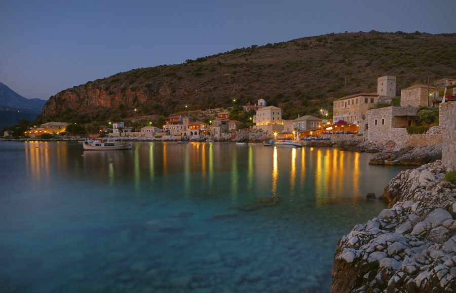αγίου πνεύματος στην πελοπόννησο
