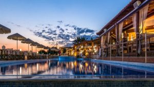 Το 4* Akti Ouranoupoli Beach Resort