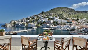 Η θέα από το Douskos Port House στην Ύδρα