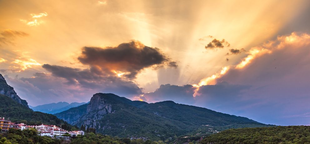 γιορτές στους πρόποδες του ολύμπου