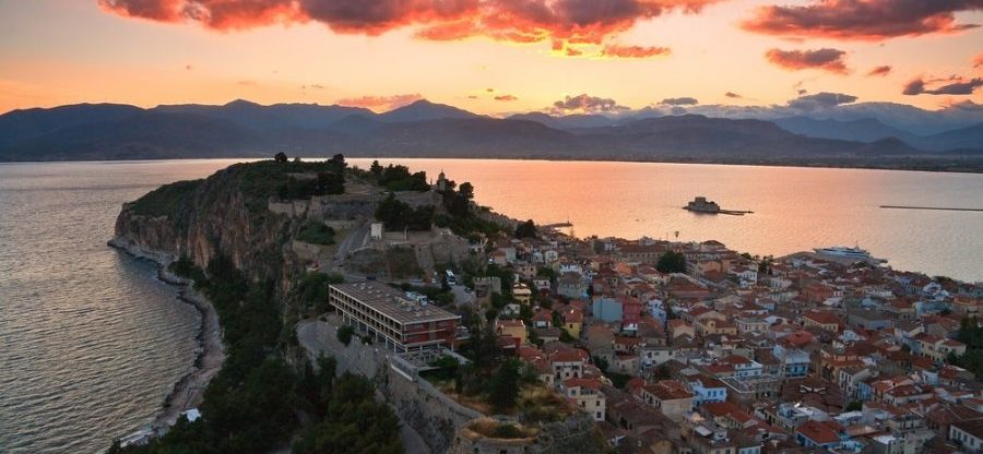 top προορισμοί για την 25η μαρτίου