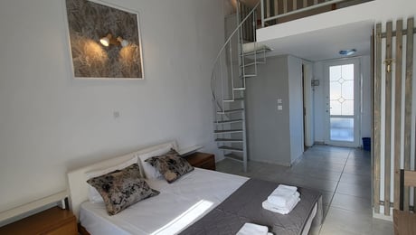 Greek Pride San Giorgio Apartments - Σκάλα Φούρκας, Χαλκιδική