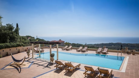 Diana Studios - Τραπεζάκι, Κεφαλονιά