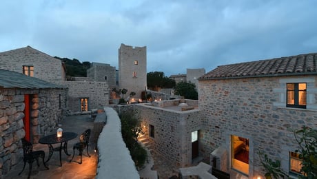 4* Lithos Stone Suites - Αρεόπολη, Μάνη