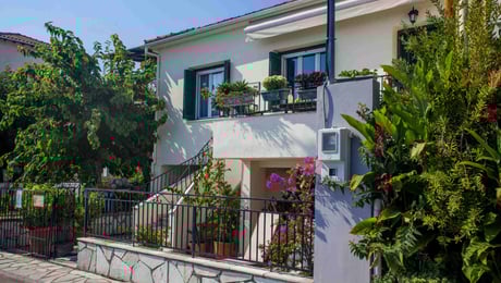 Avgi by the sea by Pelion Esties - Καλά Νερά, Πήλιο