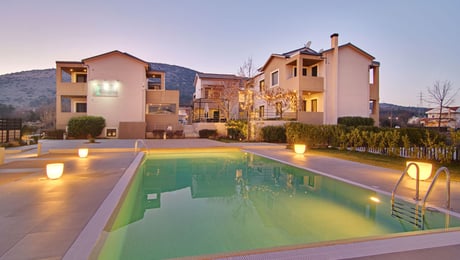 Ellopia Point - Ιωάννινα