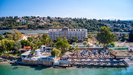 Black & White Resort Xylokastro - Μελίσσι, Ξυλόκαστρο