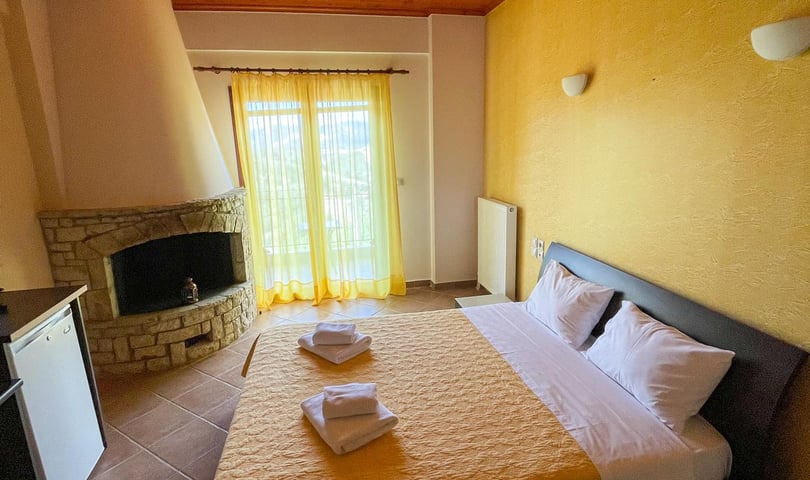 Ξενώνας Ζαχαράκης - Τσαπουρνιά, Καλάβρυτα