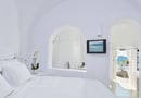 5* Sun Rocks Santorini