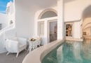 4* Iliovasilema Suites Santorini