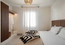 Polis of Naxos Stylish Suites