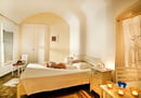 4* Markezinis Suites