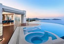 Ελούντα με πρωινό + παιδί Δωρεάν