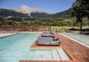 Oniropetra Boutique Hotel