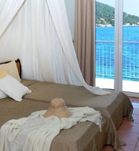 Golden View Beach Hotel - Πόρος