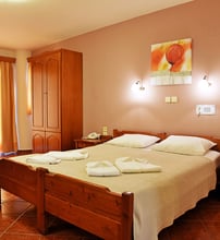 Iolkos Hotel Apartments Chania