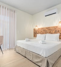 Costa Vasia Boutique Apartments - Βραχάτι Κορινθίας