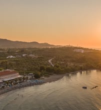 Aphrodite Beachfront Hotel