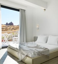 Eleia Seafront Rooms & Villas - Πέτρα, Λέσβος