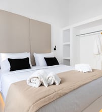 Serapias Suites - Έξω Γωνιά, Σαντορίνη