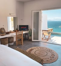 Pino Di Loto - Κίνι, Σύρος