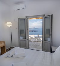 Symphony Suites - Πύργος, Σαντορίνη