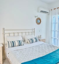 Celeste - Χώρα, Νάξος