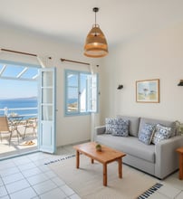 Lume D'Oro Syros - Κίνι, Σύρος