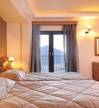 Deluxe Hotel Anesis
