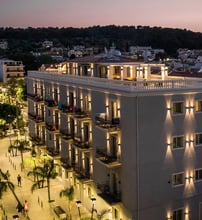 4* Aenos Hotel