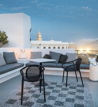 4* Amelot Art Suites - Φηρά, Σαντορίνη