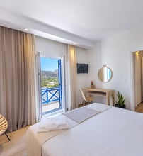 4* Dolphin Bay Seaside Resort & Suites - Γαλησσάς, Σύρος