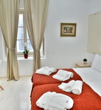 4* Douskos Port House - Ύδρα