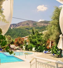 4* Maranton Beach Hotel