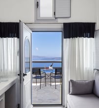 4* Mr & Mrs White Santorini - Οία, Σαντορίνη