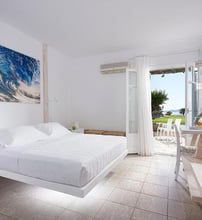 4* Santa Maria Village Milos