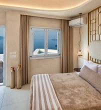 5* Athina Luxury Suites - Φηρά, Σαντορίνη