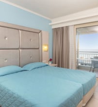 5* Grand Blue Beach