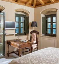 5* Moni Emvasis Luxury Suites