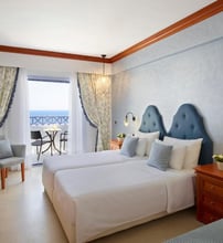 5* Serita Beach Hotel