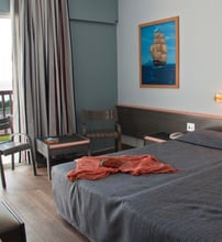 4* Golden Coast Hotel & Bungalows