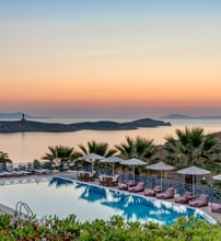 Sunrise Beach Suites - Αζόλιμνος, Σύρος