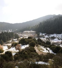 Ξενώνας Ζαχαράκης - Τσαπουρνιά, Καλάβρυτα