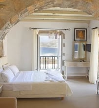 Aquapetra Hotel - Αμοργός