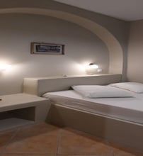 Couvaros Apartments & Suites