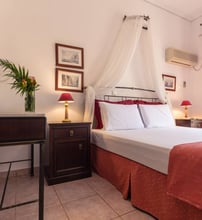 Dionysos Hotel Agistri - Σκάλα, Αγκίστρι