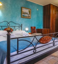 Epavlis Boutique Galaxidi