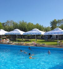 Ionian Beach Hotel - Λακόπετρα Αχαΐας