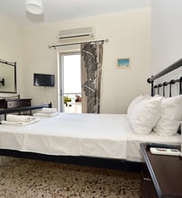 Koukounari Rooms Agistri